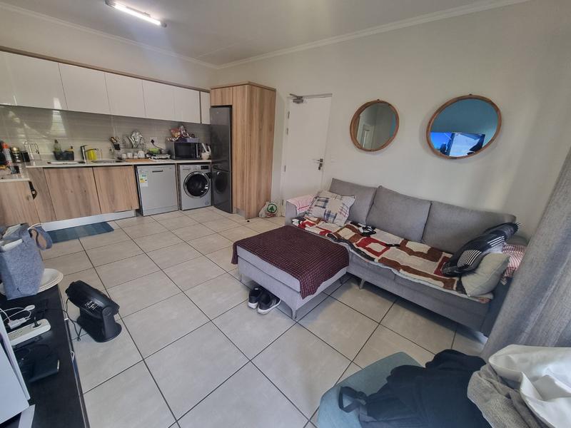 1 Bedroom Property for Sale in De Zicht Estate Western Cape